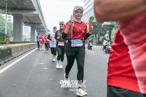 Race photo from ONE RUN 10 K