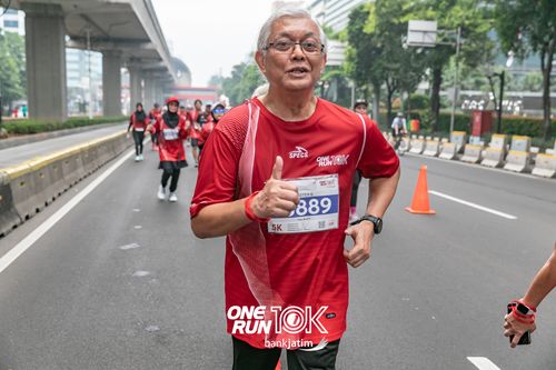 Race photo from ONE RUN 10 K