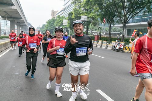 Race photo from ONE RUN 10 K