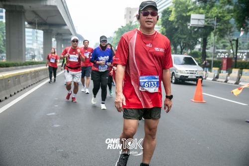 Race photo from ONE RUN 10 K