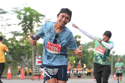 Race photo from Arutmin Borneo Run 2024