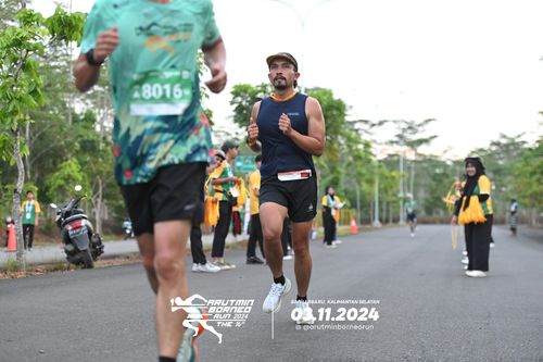 Race photo from Arutmin Borneo Run 2024