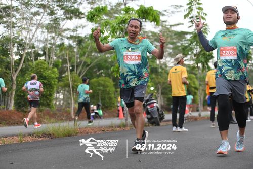 Race photo from Arutmin Borneo Run 2024