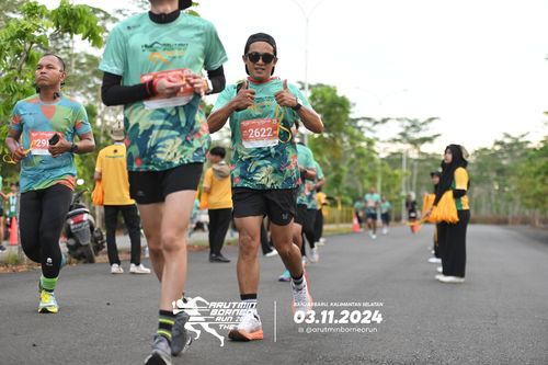 Race photo from Arutmin Borneo Run 2024