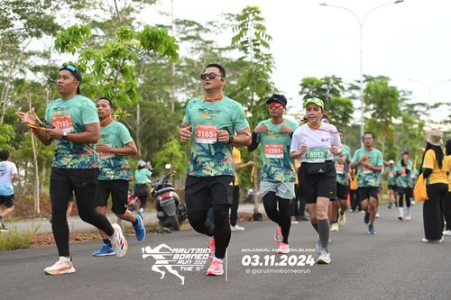 Race photo from Arutmin Borneo Run 2024