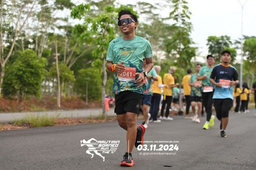 Race photo from Arutmin Borneo Run 2024