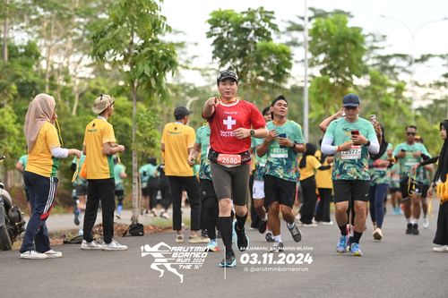 Race photo from Arutmin Borneo Run 2024