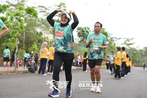 Race photo from Arutmin Borneo Run 2024