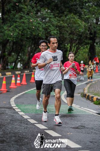 Race photo from Smartfren Run 2024