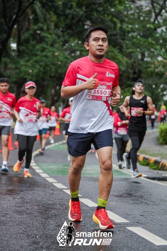 Race photo from Smartfren Run 2024