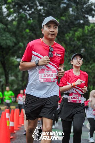 Race photo from Smartfren Run 2024