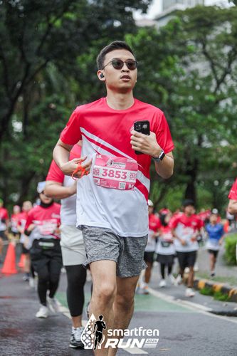 Race photo from Smartfren Run 2024