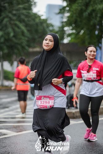 Race photo from Smartfren Run 2024