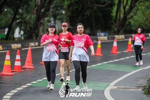 Race photo from Smartfren Run 2024