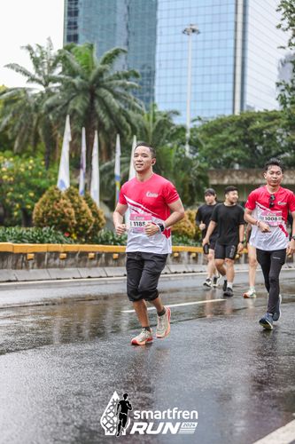 Race photo from Smartfren Run 2024