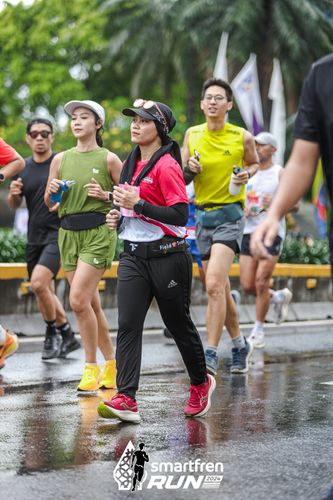 Race photo from Smartfren Run 2024