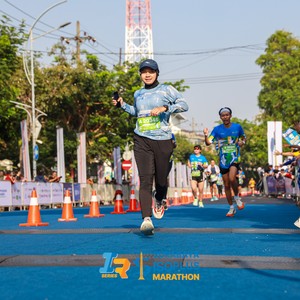 Race photo from SURABAYA ISOPLUS MARATHON 2026