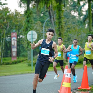 Race photo from BOGORUN 2026