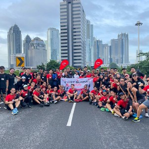 Race photo from FIRST SUNDAY RUN