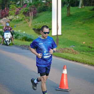 Race photo from BOGORUN 2026