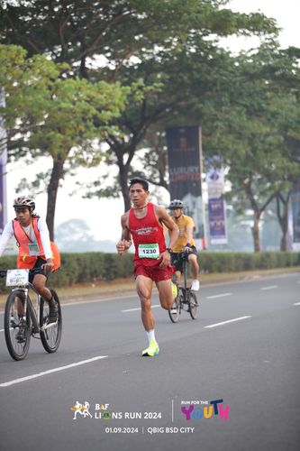 Race photo from BAF LIONS RUN 2024