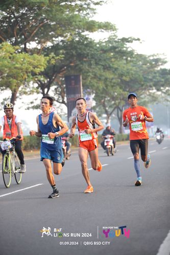 Race photo from BAF LIONS RUN 2024