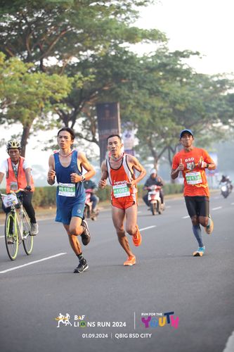 Race photo from BAF LIONS RUN 2024