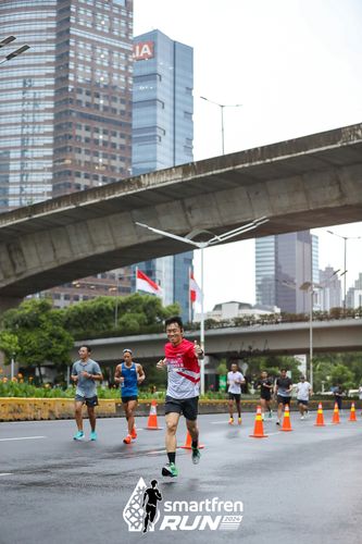 Race photo from Smartfren Run 2024