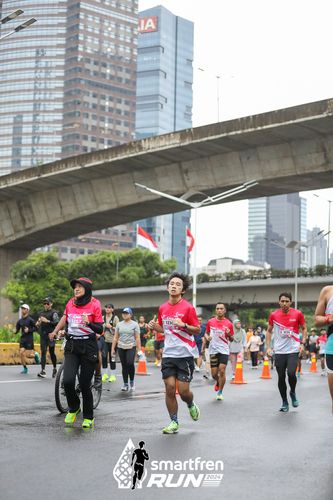 Race photo from Smartfren Run 2024