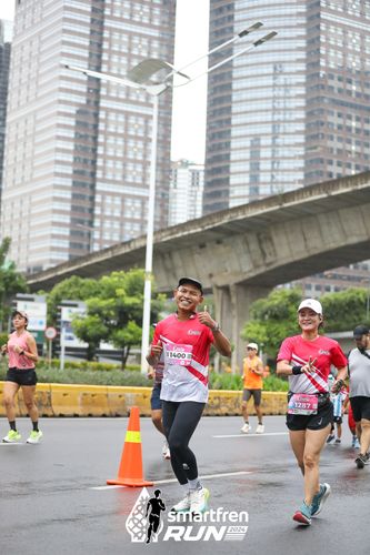 Race photo from Smartfren Run 2024