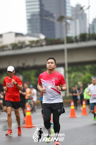 Race photo from Smartfren Run 2024