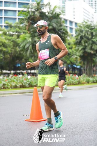 Race photo from Smartfren Run 2024
