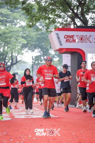 Race photo from ONE RUN 10K 2025