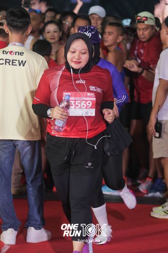 Race photo from ONE RUN 10 K