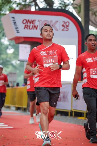 Race photo from ONE RUN 10K 2025