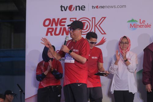 Race photo from ONE RUN 10 K