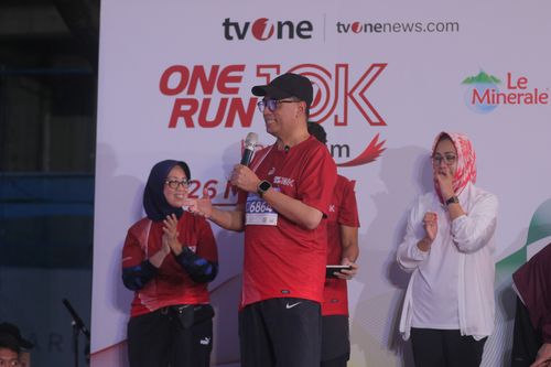 Race photo from ONE RUN 10 K