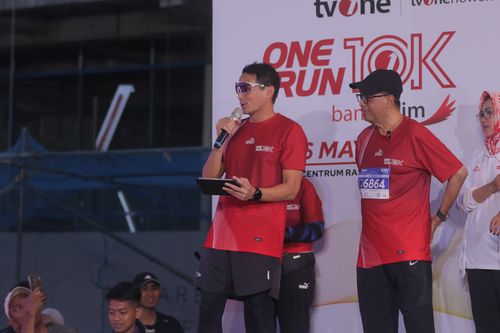 Race photo from ONE RUN 10 K