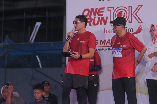 Race photo from ONE RUN 10 K