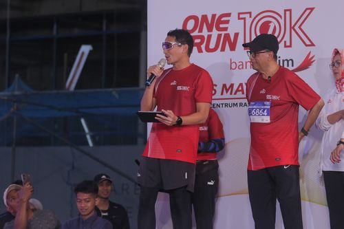 Race photo from ONE RUN 10 K