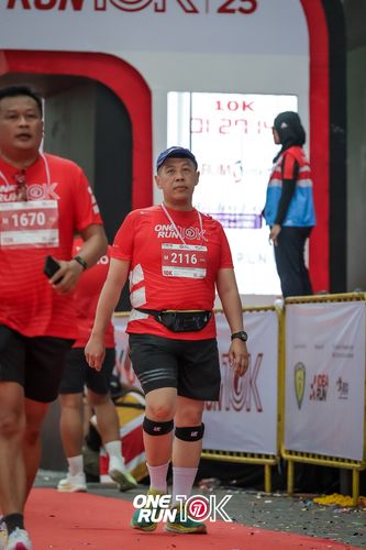 Race photo from ONE RUN 10K 2025