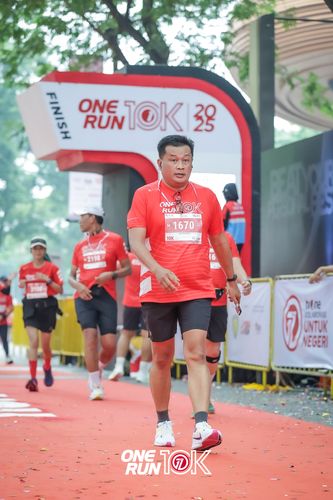 Race photo from ONE RUN 10K 2025
