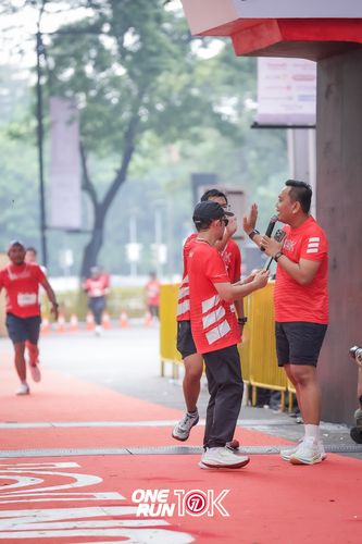 Race photo from ONE RUN 10K 2025