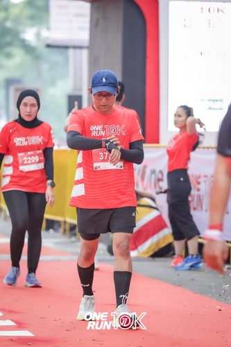 Race photo from ONE RUN 10K 2025