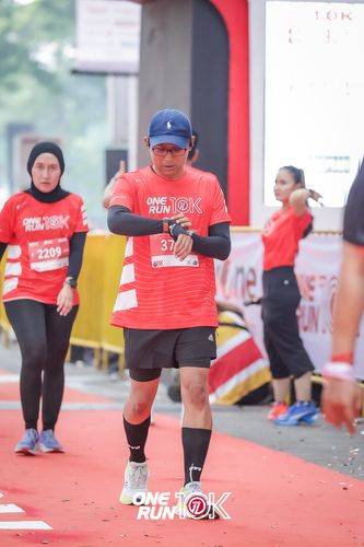 Race photo from ONE RUN 10K 2025