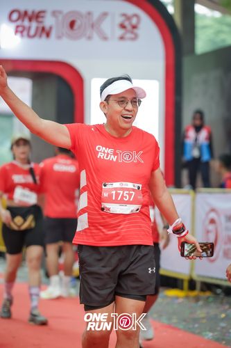 Race photo from ONE RUN 10K 2025