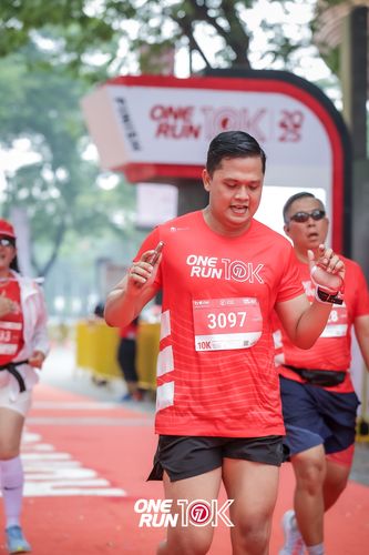 Race photo from ONE RUN 10K 2025