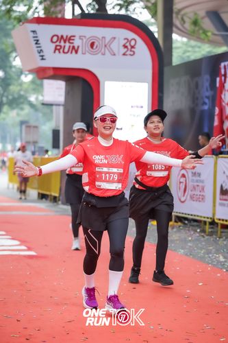 Race photo from ONE RUN 10K 2025