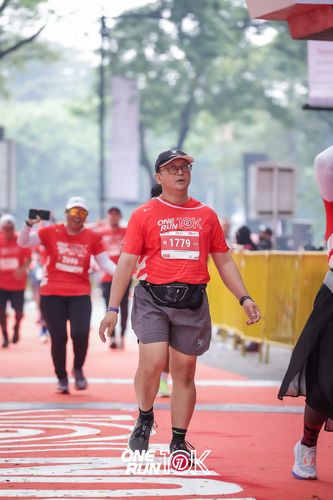 Race photo from ONE RUN 10K 2025
