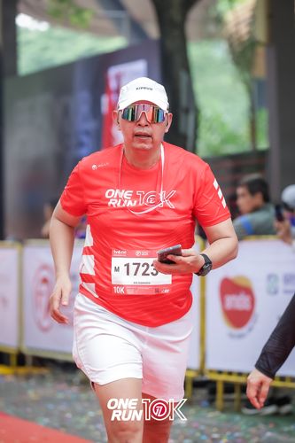 Race photo from ONE RUN 10K 2025